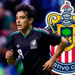 Chivas lanza oferta por Gilberto Mora y ofrece a estos 2 jugadores como moneda de cambio