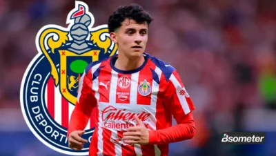 Richard Ledezma jugando con Chivas antes de una posible oferta del Copenhague de Dinamarca