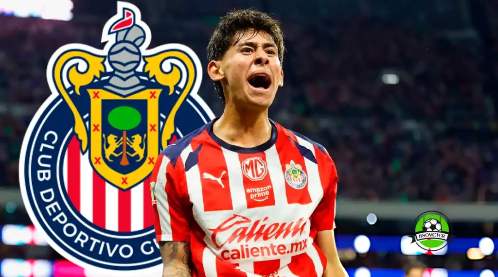 Santiago Sandoval con la camiseta de Chivas antes de una posible cesión a Cruz Azul en la Liga MX
